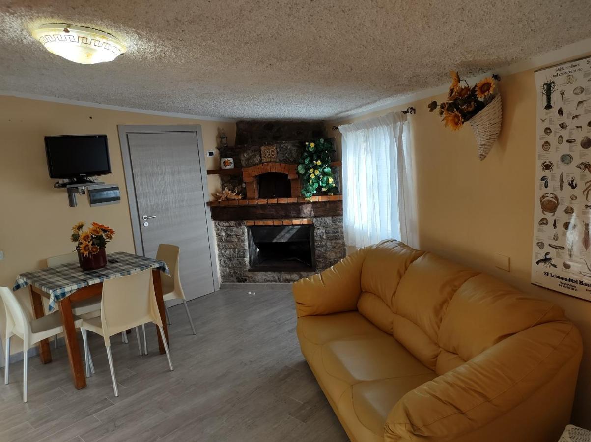 Il Cerseto Apartment Santa Domenica Talao Exterior foto